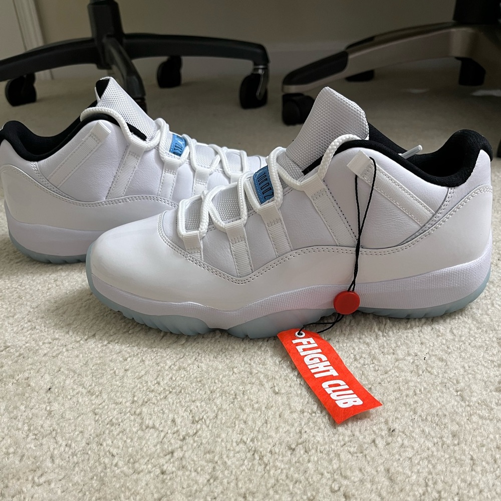 Nike air jordan 11 low legend blue Columbia 2021